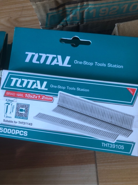 Đinh ghim bấm Total