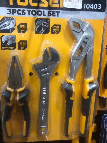 Bộ dụng cụ 3 chi tiết Tolsen 10403 (kìm điện, mỏ lết , kìm mỏ quạ) 10403 TOLSEN - Hàng chính hãng.
