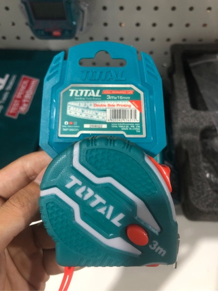 Thước kéo thép nền vàng Total
