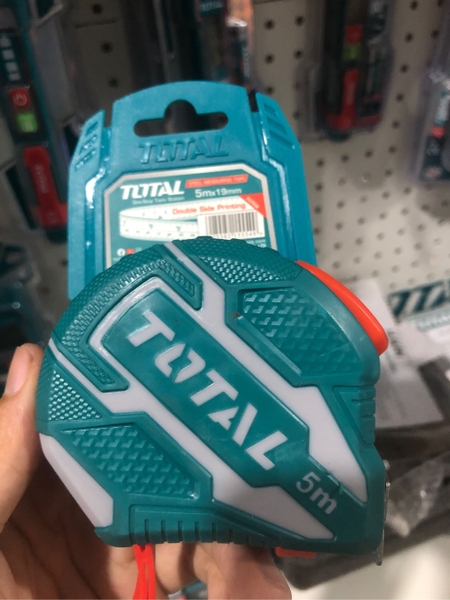 Thước kéo thép nền vàng Total