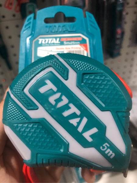 Thước kéo thép nền vàng Total