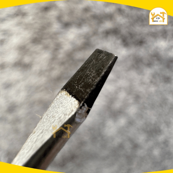 Tua vít cán mềm đầu dẹp 3.0x75mm - 8.0x150mm Tolsen 20001 - 20005 - Hàng chính hãng.