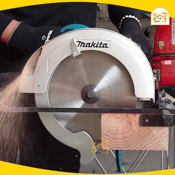 Máy cưa đĩa 235mm dùng điện 2000W 2T3 Makita N5900B - Hàng chính hãng.