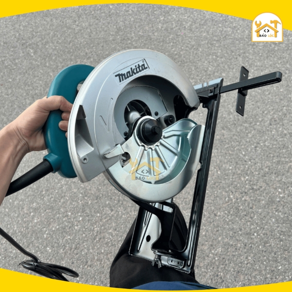 Máy cưa đĩa 235mm dùng điện 2000W 2T3 Makita N5900B - Hàng chính hãng.