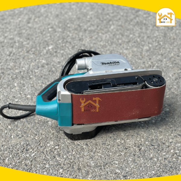 Máy Chà Nhám Băng (Xe Tăng) 940W Makita M9400B - Hàng chính hãng.