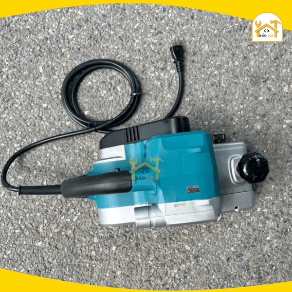 Máy Chà Nhám Băng (Xe Tăng) 940W Makita M9400B - Hàng chính hãng.