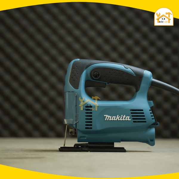 Máy Cưa Lọng Makita 4327 (450W) - Hàng Chính Hãng
