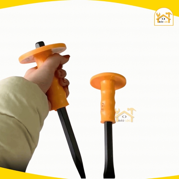 Đục sắt nhọn cầm tay 250mm/300mm Tolsen 25082/25085 - Hàng chính hãng.