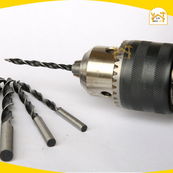 Đầu kẹp mũi khoan 13mm kèm khớp nối chuyển đổi máy khoan gài INGCO KC1301.1 - Hàng chính hãng.
