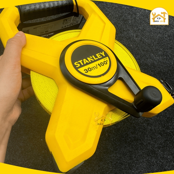 Thước dây sợi thủy tinh 30m Stanley STHT34791-8 - Hàng chính hãng.