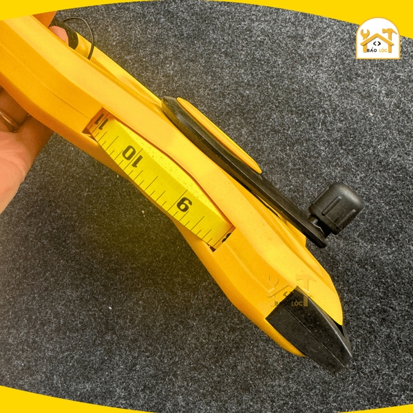 Thước dây sợi thủy tinh 30m Stanley STHT34791-8 - Hàng chính hãng.