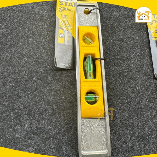 Thước thủy sắt, thước thuỷ nhựa, nivo từ tính 9''/229mm Stanley STHT42465-8/ STHT42264-8 - Hàng chính hãng