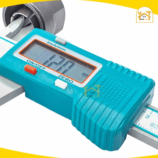Thước kẹp điện tử TOTAL TMT331501 thân nhựa, phạm vi đo 0-150mm, pin 3A, thân nhựa Polyamide 66