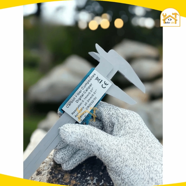 Thước kẹp điện tử TOTAL TMT331501 thân nhựa, phạm vi đo 0-150mm, pin 3A, thân nhựa Polyamide 66