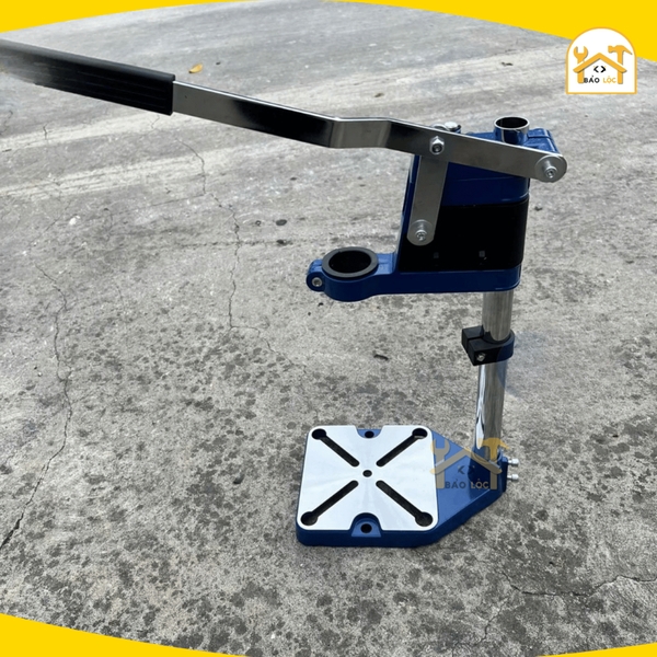Giá đỡ máy khoan cầm tay WADFOW WADS1509 chiều dài làm việc 60mm khả năng giữ khoan 43mm, chất liệu hợp kim nhôm