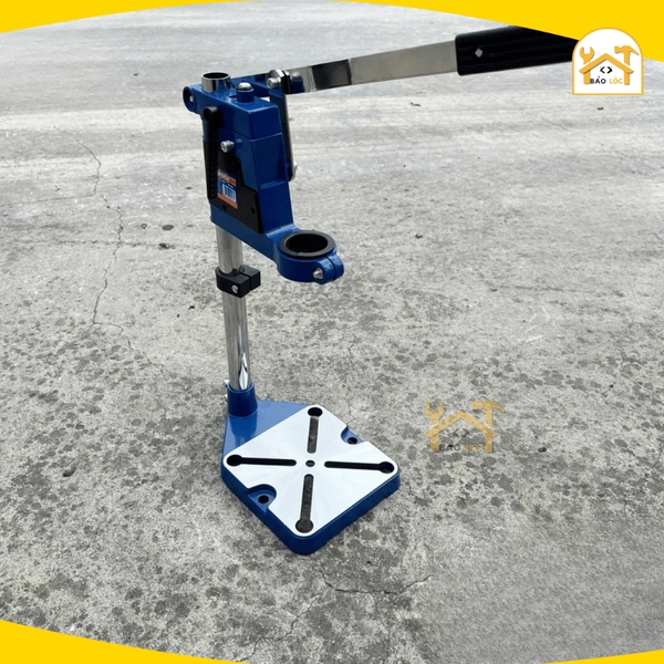 Giá đỡ máy khoan cầm tay WADFOW WADS1509 chiều dài làm việc 60mm khả năng giữ khoan 43mm, chất liệu hợp kim nhôm