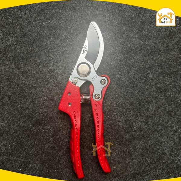 Kéo cắt cành NTP V13 chính hãng – Lưỡi SK5 bén, tay cầm chắc chắn - Hàng chính hãng.