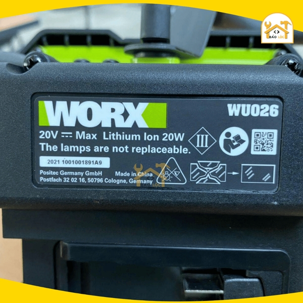 Thân đèn Led công trình dùng pin 20V Worx WU026.9 (Chưa kèm pin + sạc) - Hàng chính hãng.