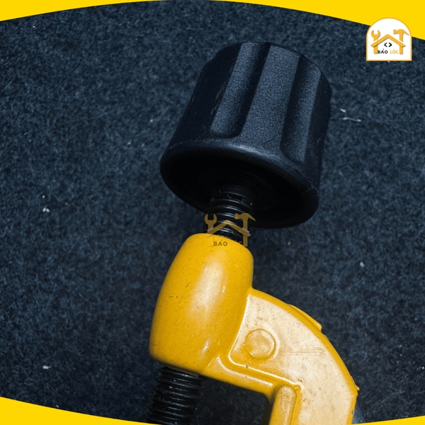 Dụng Cụ Cắt Ống Đồng Tolsen 3-22mm Pipe Cutter 33004 - Hàng chính hãng.