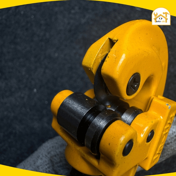 Dụng Cụ Cắt Ống Đồng Tolsen 3-32mm Pipe Cutter 33005 - Hàng chính hãng.
