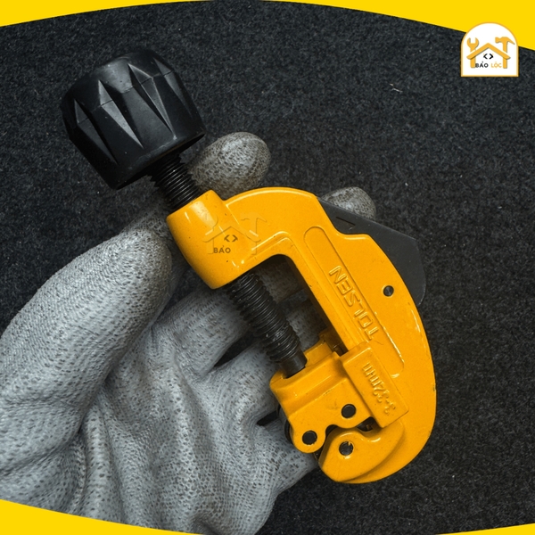 Dụng Cụ Cắt Ống Đồng Tolsen 3-32mm Pipe Cutter 33005 - Hàng chính hãng.