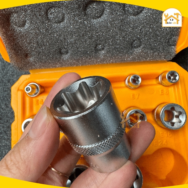 Bộ 14 tuyp ngôi sao INGCO HKTETS0114 sửa chữa, lắp đặt, vặn siết hoặc mở bu lông, đai ốc, chất liệu thép Cr-V xử lý nhiệ