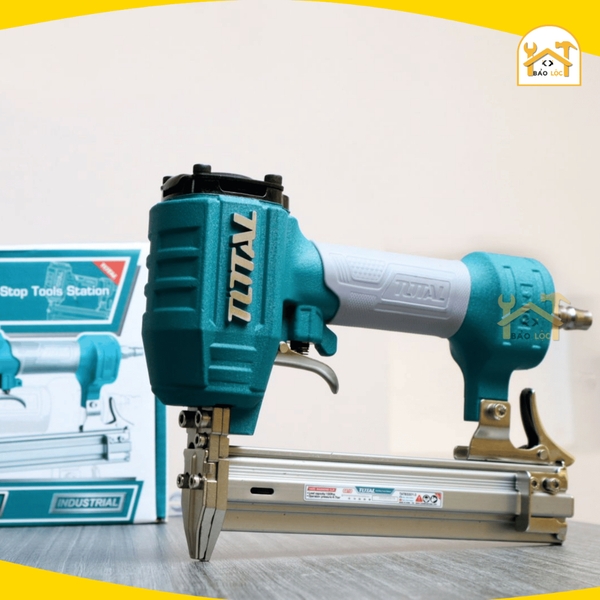Dụng cụ bắn đinh thẳng dùng hơi TOTAL TAT83301-3 (dành cho bắn gỗ) - Hàng chính hãng.
