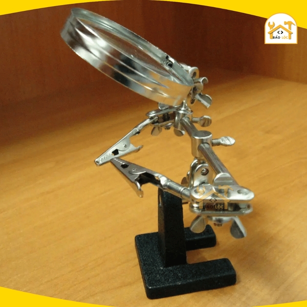 Giá đỡ kẹp board mạch Tolsen 38090 có kính lúp, phụ kiện sửa chữa linh kiện, làm đồ trang sức, mô hình - Hàng chính hãng