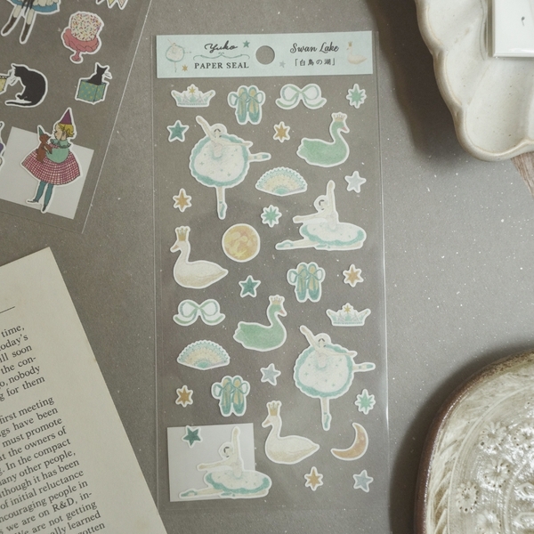Các mẫu sticker chất giấy mỹ thuật | collab họa sĩ Nhật Bản