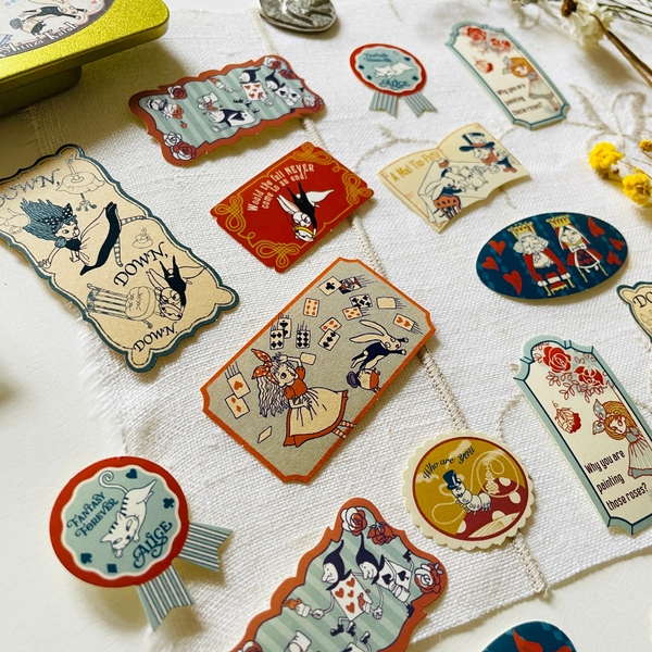 Các mẫu flake sticker hộp thiếc Alice in Wonderland by Shinzi Katoh