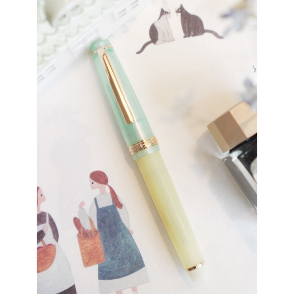 Bút máy hãng JINHAO + ngòi thay sẵn hãng Felicia | Ngòi EF hoặc F
