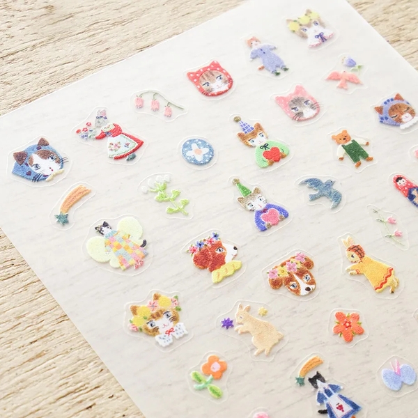 Các mẫu sticker mini dán nail hoạ sĩ Mariko Fukuoka và Aiko Fukukawa | hãng Cozyca