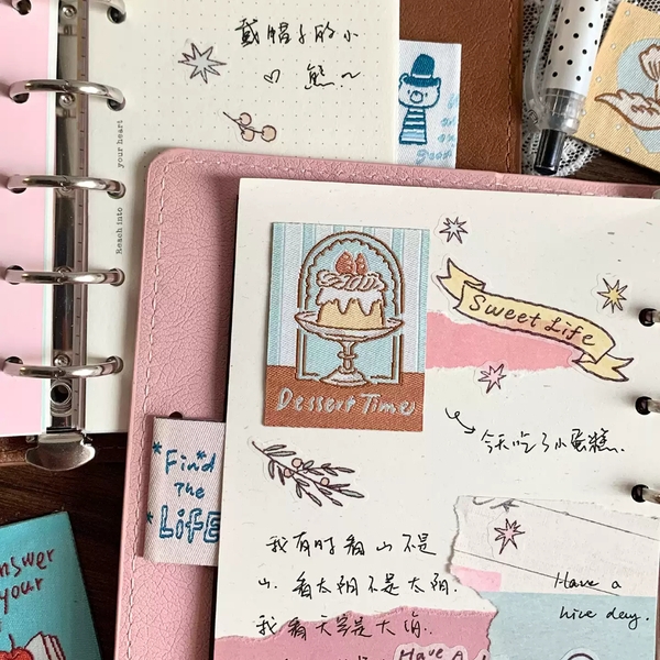 Set 10 sticker tag thêu vải hãng Molinta