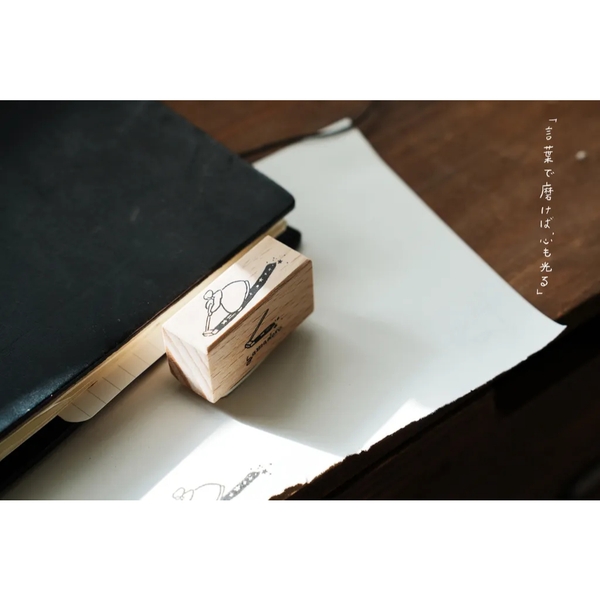 Các mẫu stamp series Night's Embrace và các mẫu stamp lẻ| hãng Yamadoro