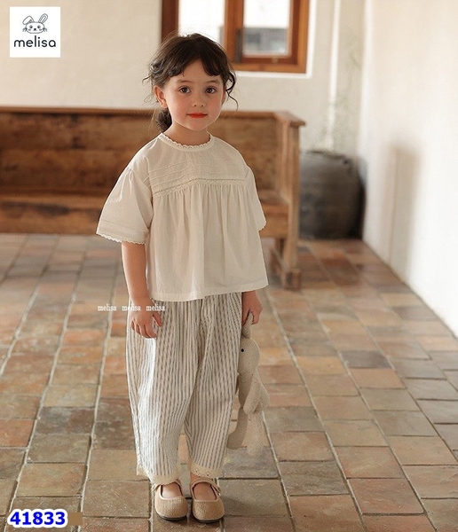 Set bộ Melisa áo trắng, quần sọc - size 2-3y