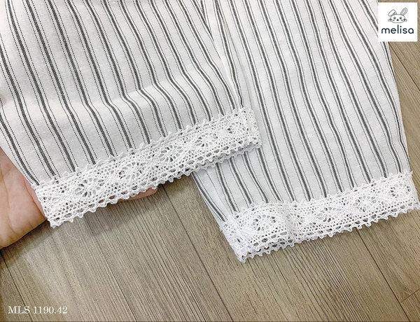 Set bộ Melisa áo trắng, quần sọc - size 2-3y