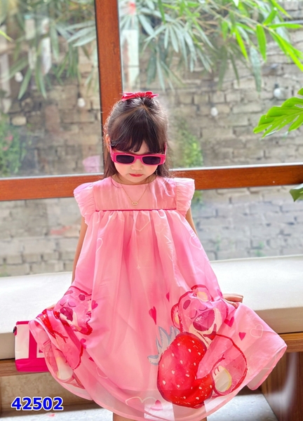 Đầm Sofia hồng gấu dâu