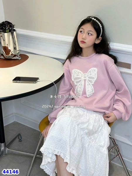 Chân váy trắng viền ren nơ - size 160