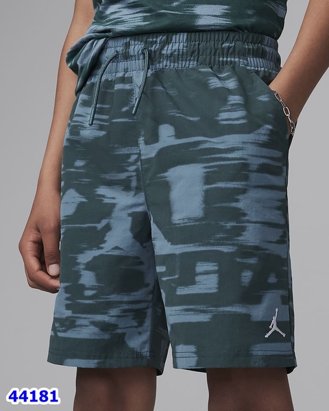 Quần short Jordan rằn xanh