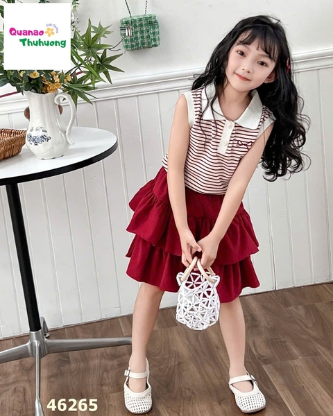 Set áo polo sọc đỏ, chân váy bí đỏ