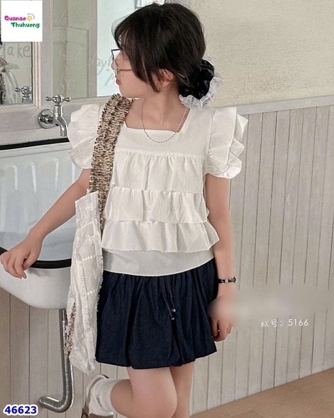Áo trắng tầng