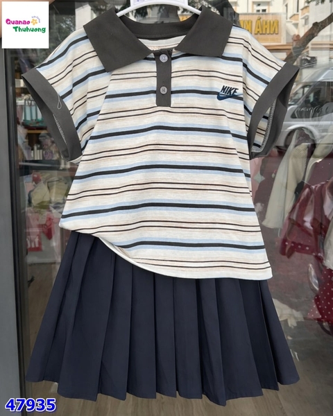 Set DDH áo polo sọc xanh, váy đen