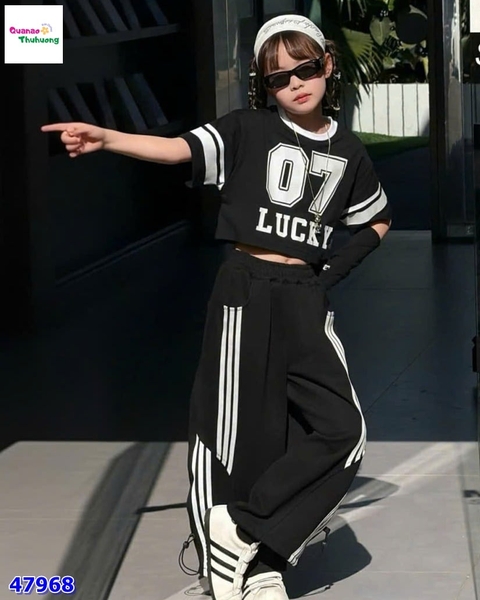 Áo croptop Chaoboy đen 07