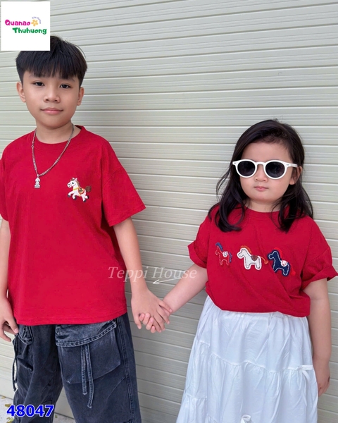Áo đỏ thêu 3 con ngựa