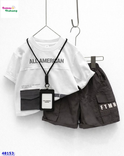Set áo trắng All American, quần kaki xám