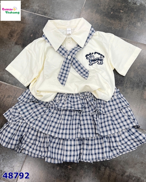 Set áo polo trắng cún, váy caro xanh