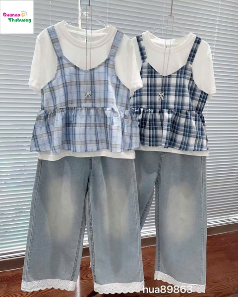 Set áo yếm caro xanh nhạt, quần jean dài viền ren