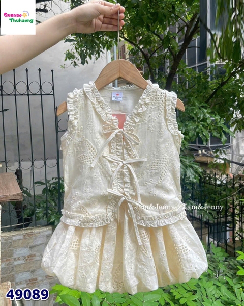 Set váy J&J kem dập hoa