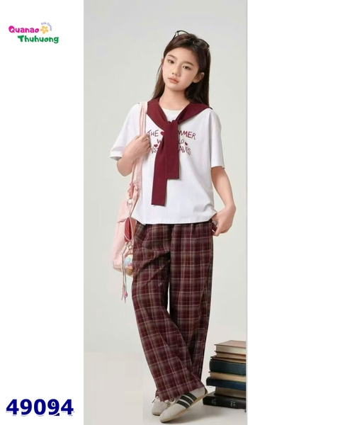 Set bộ áo trắng The Summer, quần caro đỏ