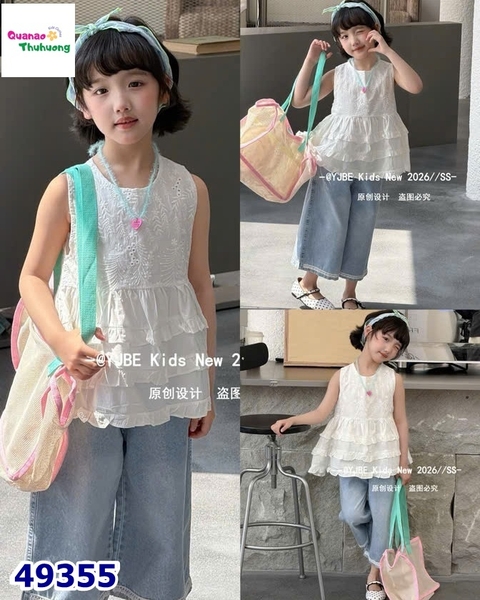 Set áo kem viền tầng, quần jean viền trắng